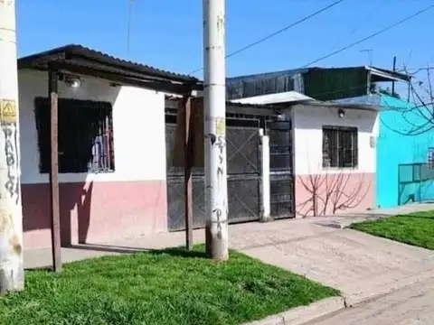 Casa - Venta - Argentina, Florencio Varela - C. 643a 5029