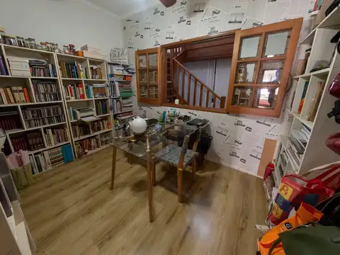 VENTA CASA 6 AMBIENTES SAN AGUSTIN 611 LLAVALLOL