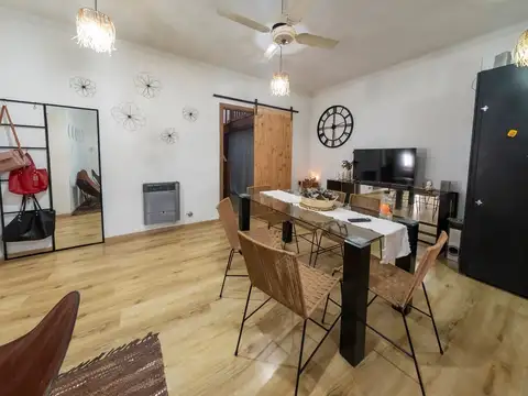 Casa 5 ambientes con 2 baños