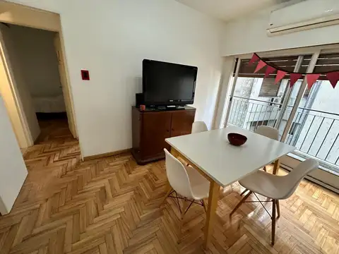 Avenida Raúl Scalabrini Ortiz 2000, Piso 5