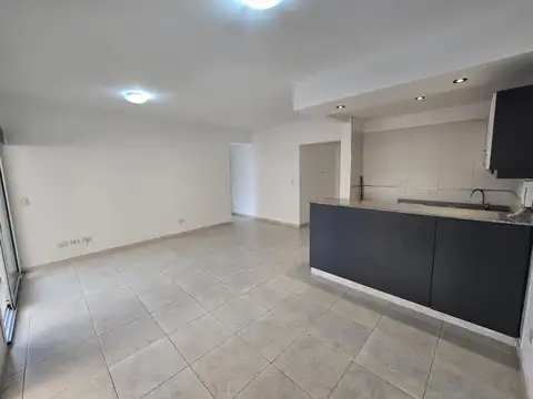 VENTA DEPARTAMENTO TRES AMBIENTES CON PATIO NUÑEZ