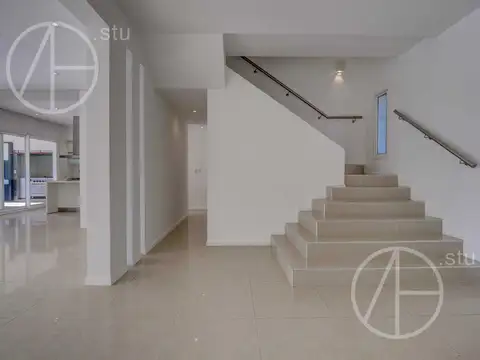 Av de la Riviera  al 500