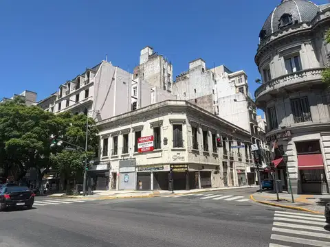 Local en Block en Alquiler en Lima esquina av. Rivadavia