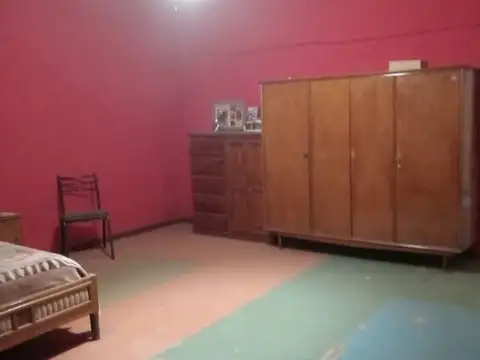 Calle el Salvador 6900