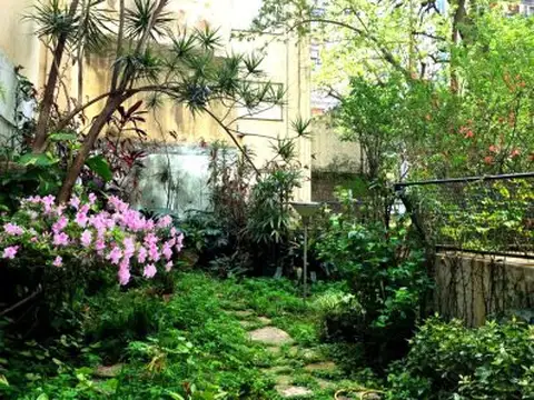 VENTA RETASADO! DPTO Tipo CASA - OASIS en Pleno RECOLETA ÚNICO JARDÍN PRECIO IMBATIBLE!