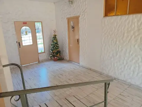 Bº GRAL. SAVIO ED. 101 100, Piso C