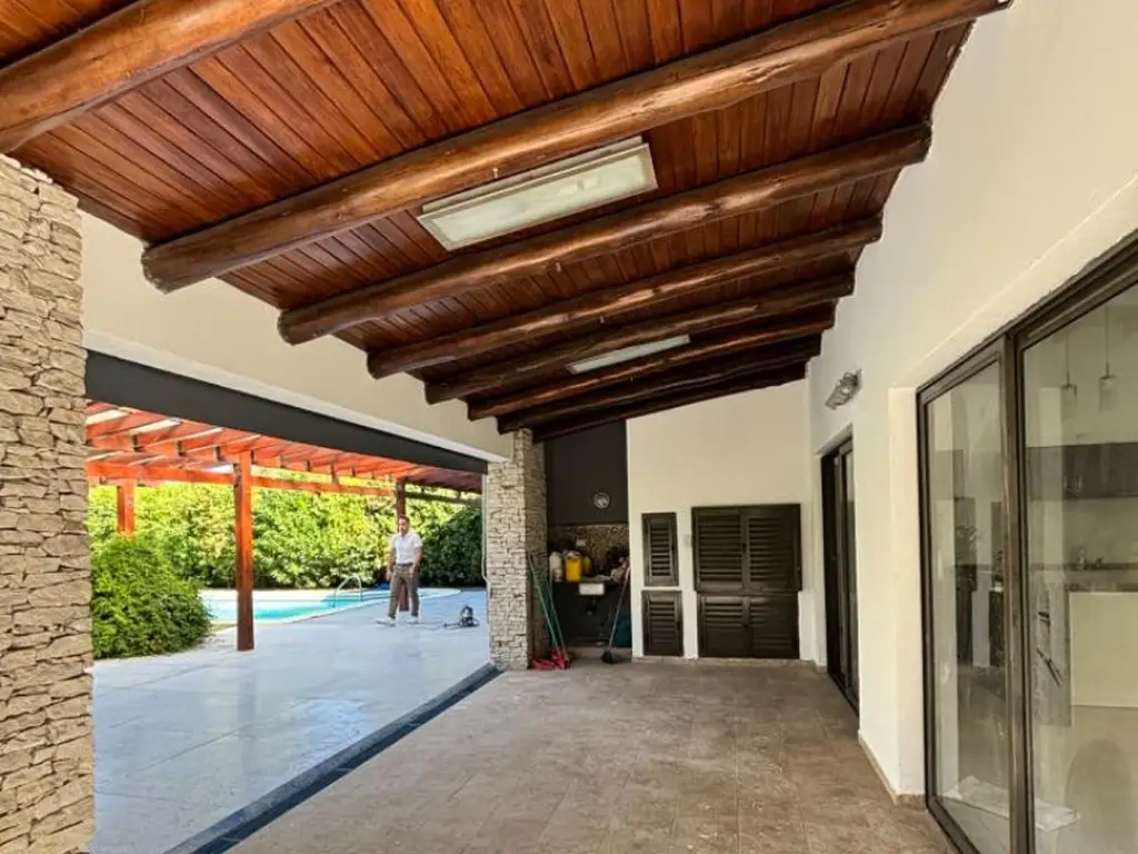 Casa en Venta en Fincas de Iraola II