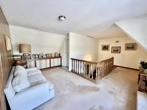 Casa 7 ambientes con 4 baños