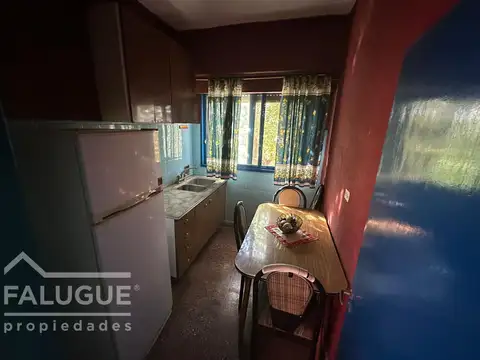 Depto Tipo Casa en Alquiler en Villa Ballester, $ 600.000