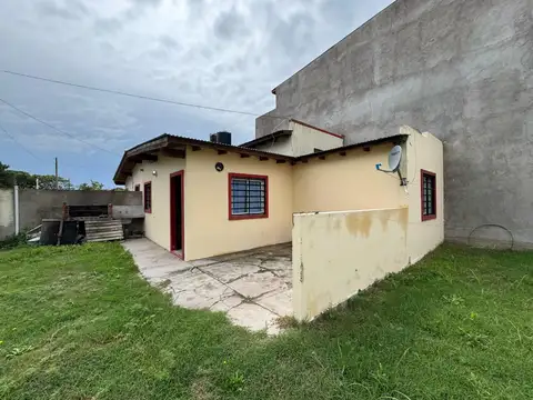 Casa en Venta en Mar Del Tuyu, USD 45.000
