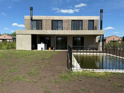Casa 6 ambientes con 6 baños