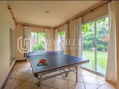 Casa en Venta de 5 dormitorios