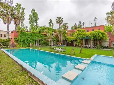 Casa en doble lote