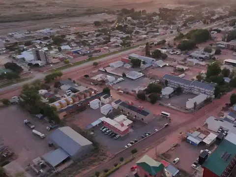 VENTA LOTE CON PROYECTO EN AÑELO