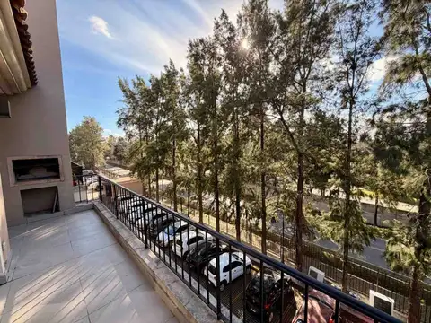 Departamento 3 ambientes en alquiler con coch/bau
