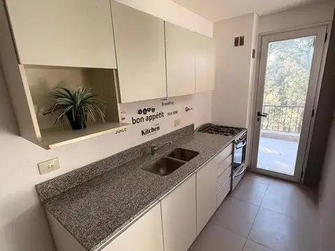 Departamento en Alquiler con 1 cocheras
