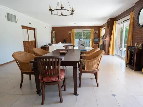 Casa en Alquiler en Santa Maria Del Tigre, USD 3.500