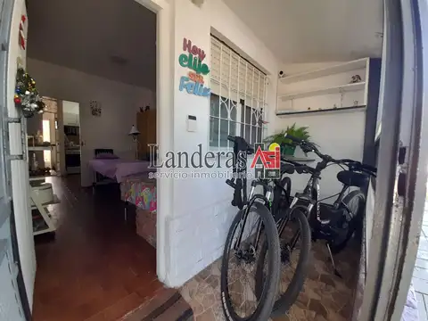 Casa PH 3 amb. - Céntrica - Todos los Servicios Conectados!