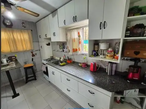 Casa en Venta en Villa De Mayo, USD 80.000