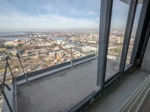 Julieta Lanteri 1700