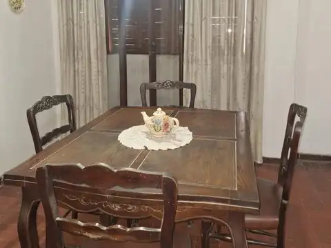 Departamento 4 ambientes con 2 baños