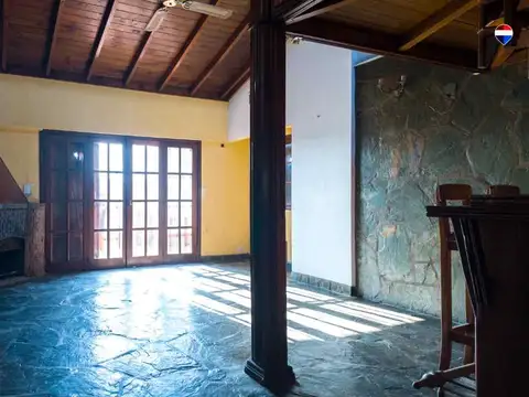 Casa en Venta en Remedios de Escalada, USD 115.000