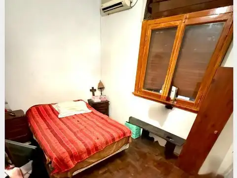 Depto Tipo Casa en Venta 50 años