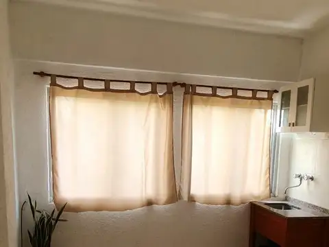 Departamento en Venta en Pompeya, USD 27.900