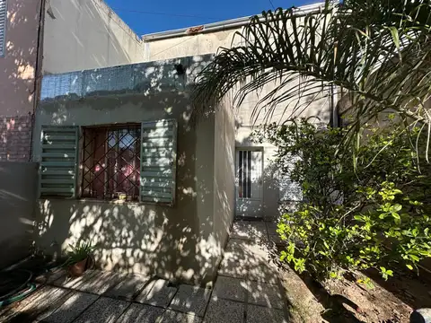 VENTA CASA DE DOS PLANTAS *