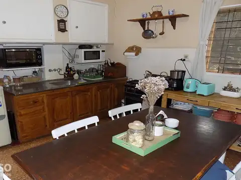 CHALET 4 AMBIENTES