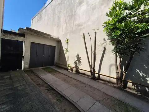 Depto Tipo Casa en Alquiler de 2 dormitorios