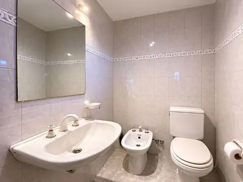 Depto Tipo Casa en Venta de 4 dormitorios