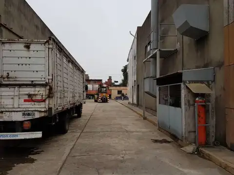 Galpon en Venta en Jose Leon Suarez, USD 1.300.000