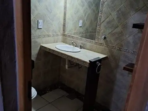 Casa 2 dormitorios. Funes