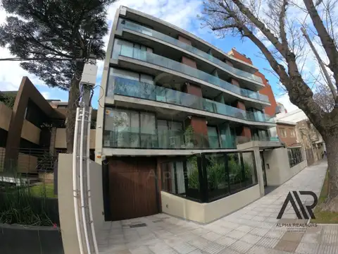 Venta apartamento de 2 dormitorios con RENTA y con cochera en Pocitos Nuevo