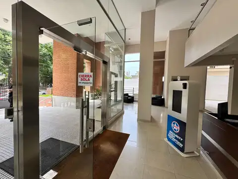 COLON 100, Piso 1