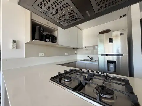 Departamento en Alquiler con 1 cocheras