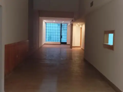 Local en Alquiler en San Nicolás, $ 2.200.000