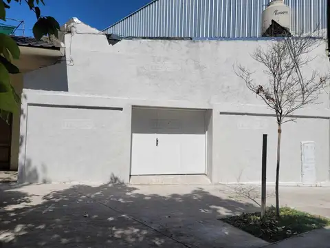 Depósito Local con Oficina en Venta en Villa Luro, Capital Federal, Buenos Aires