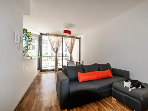 Av. Dr Ricardo Balbín al 2300