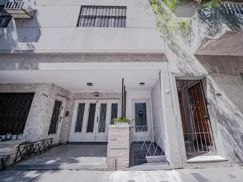 PH de 3 ambientes con patio, quincho con parrilla y terraza en Villa Devoto