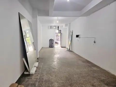Local en Venta en Chacarita, USD 107.000