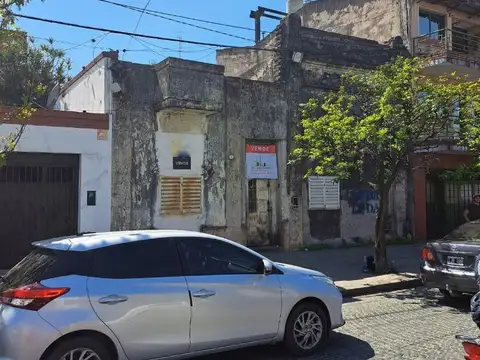 Casa 2 ambientes con 1 baño