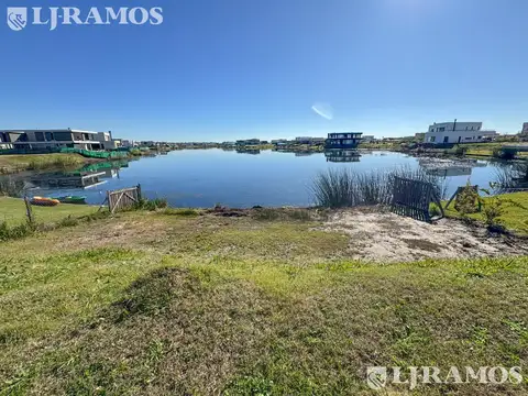 Terreno al lago en venta en el Barrio Riberas , Puertos / Escobar