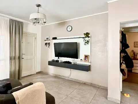 Casa 3 ambientes con 2 baños