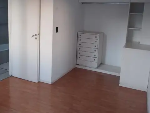 Departamento en Alquiler en Banfield, $ 600.000