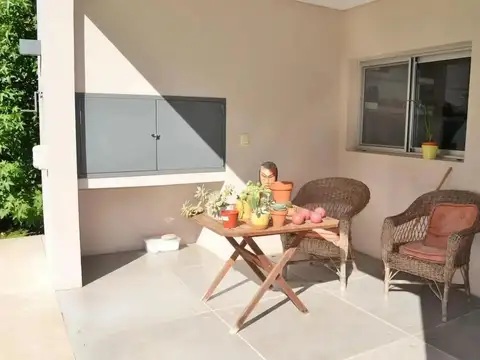 Casa en Venta en La Peregrina, USD 364.000