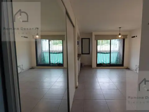 Departamento monoambiente en venta en Refineria