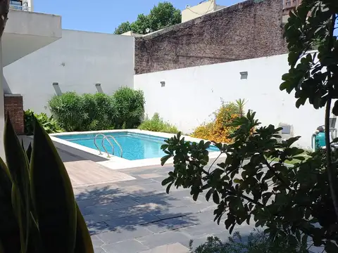 Departamento en alquiler en Saavedra Dueño directo Amoblado 56 mts con patio y parrilla privada cuenta con Pileta, salón de eventos múltiples, lavadero industrial, guarda bicicletas.