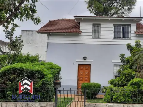 Casa en Venta con 1 cochera